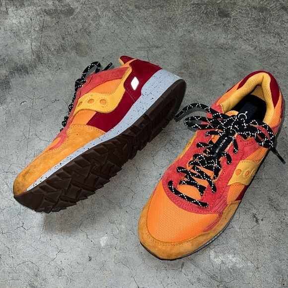 Saucony orange red sneaker - Picture 1 of 6